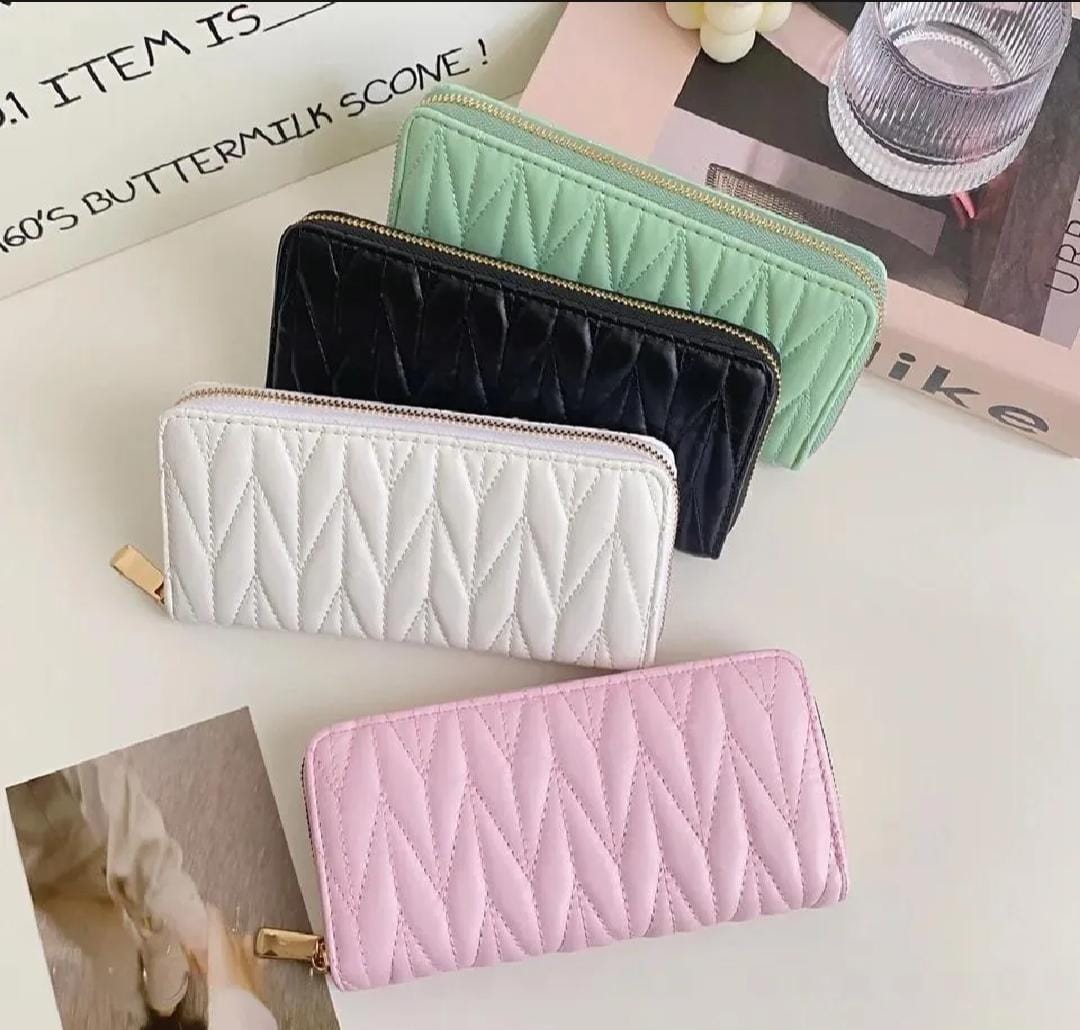 Chic Quilted Faux Leather Zipper Wallet - Women's Long Clutch Wristlet Purse